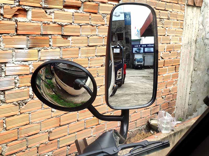 kính chiếu hậ xe tải iz250