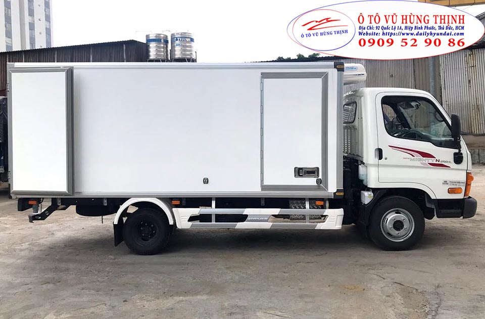 hyundai n250sl thùng đông lạnh 1t9