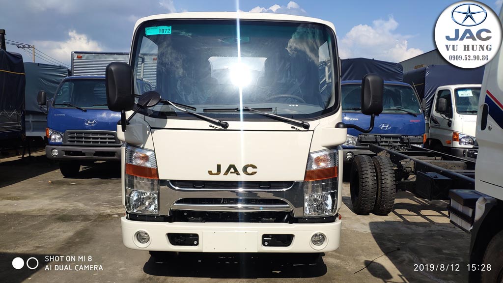 ngoại thất xe tải jac n200